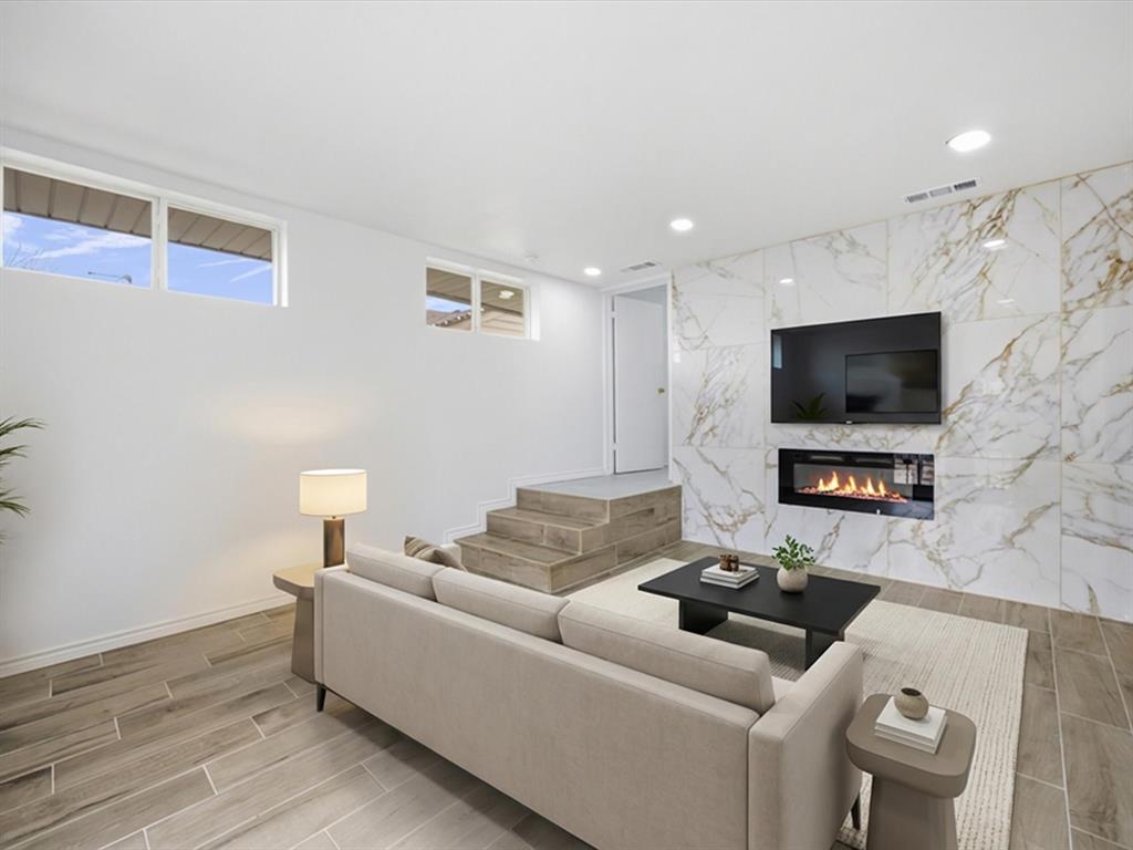 10270 Kilkenny Place Property Photo 5