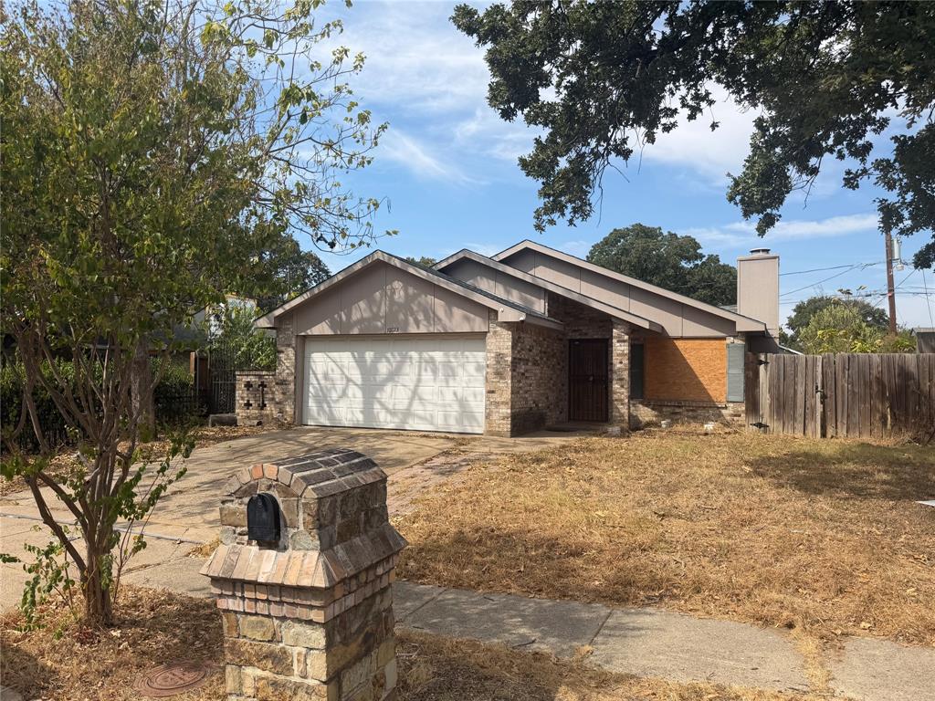 10823 Addie Road Property Photo 1