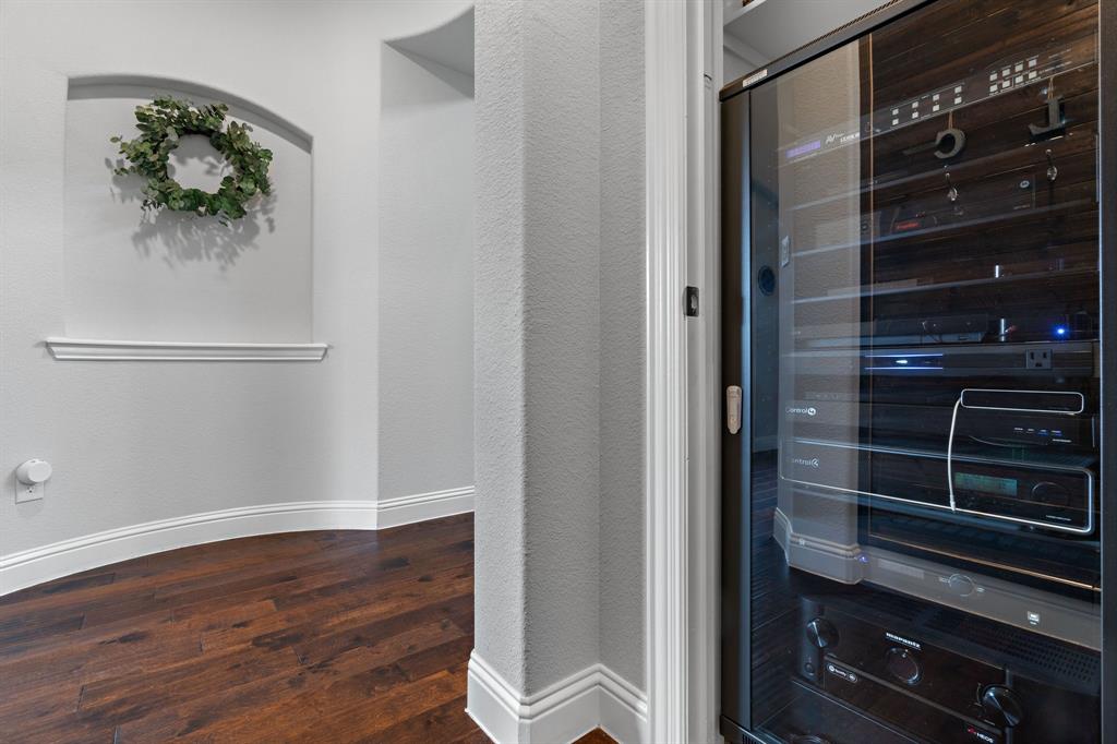 10920 Autumn Leaf Court Property Photo 9