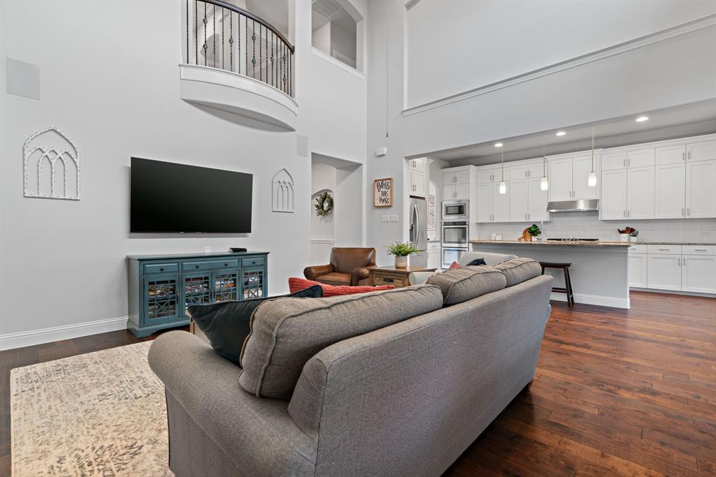 10920 Autumn Leaf Court Property Photo 11