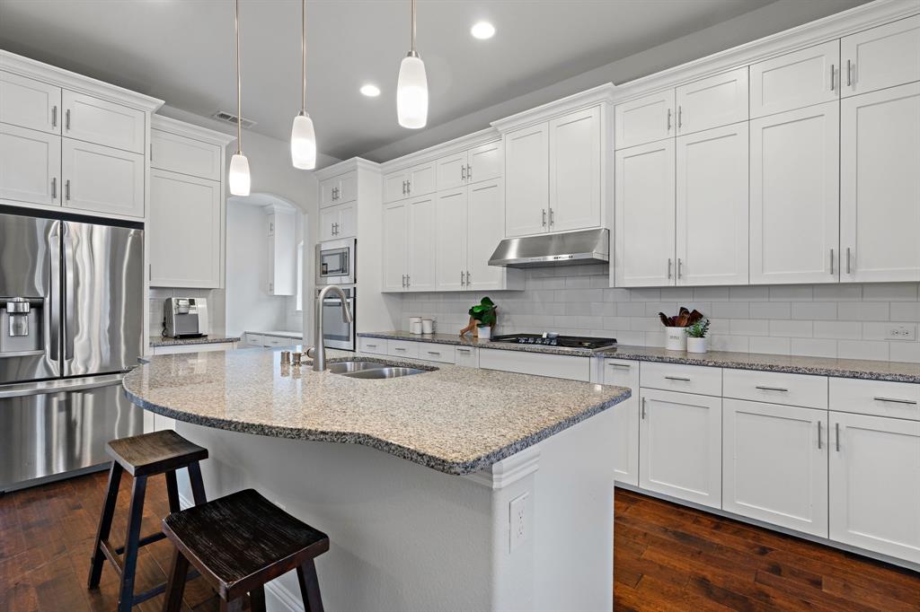 10920 Autumn Leaf Court Property Photo 13