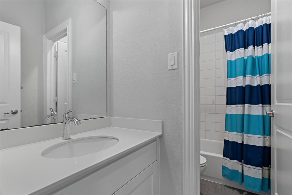 10920 Autumn Leaf Court Property Photo 27