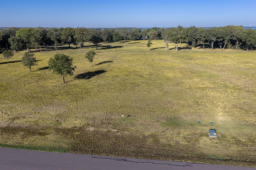 360 Lakewood Lane Property Photo 3