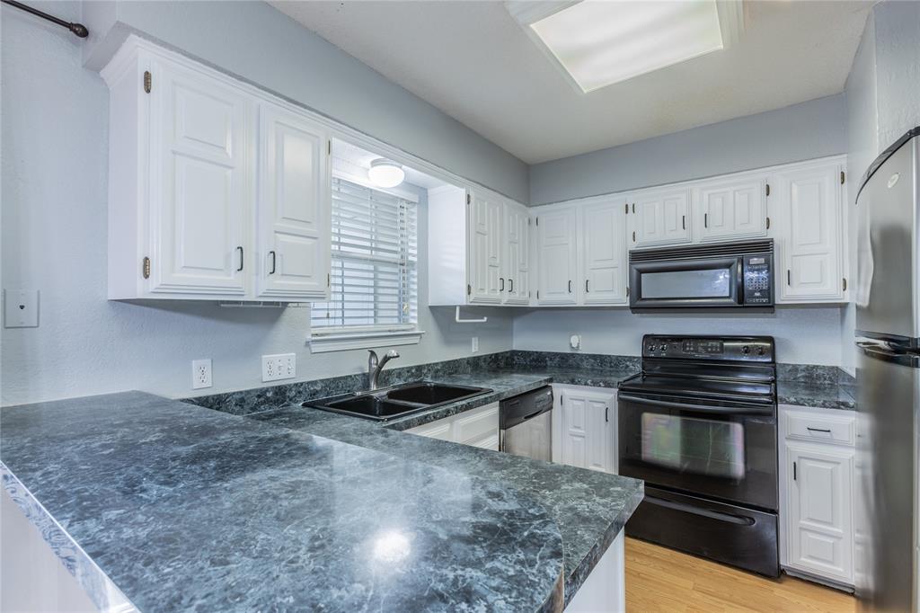 2308 Melissa Drive H5 Property Photo 6