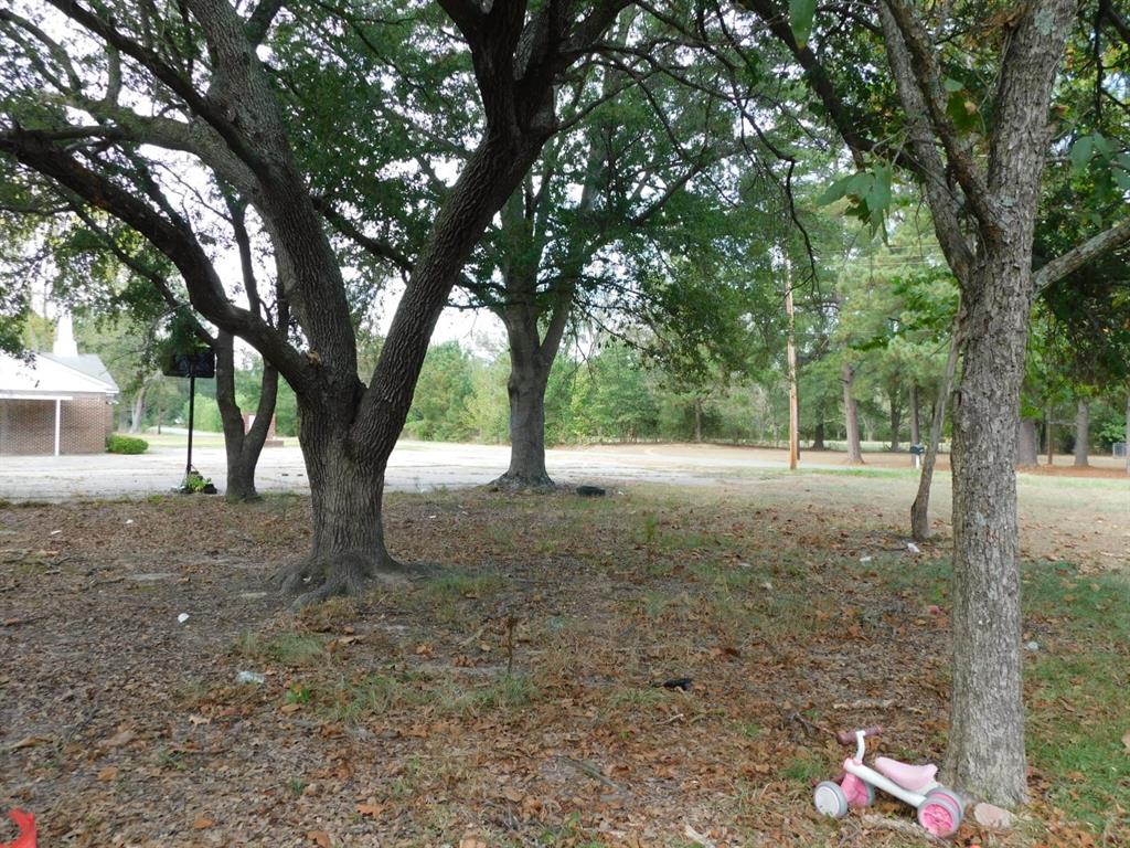 1643 Walnut Road Property Photo 2