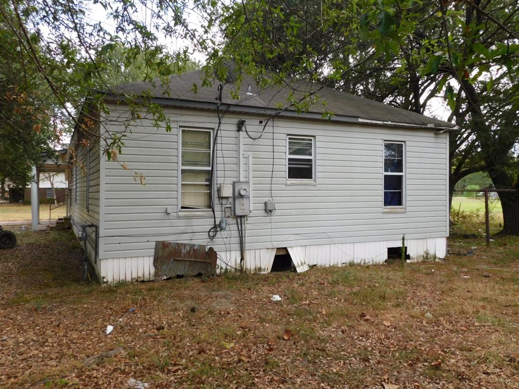 1643 Walnut Road Property Photo 4