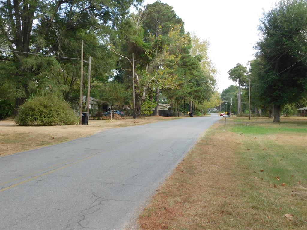 1643 Walnut Road Property Photo 6