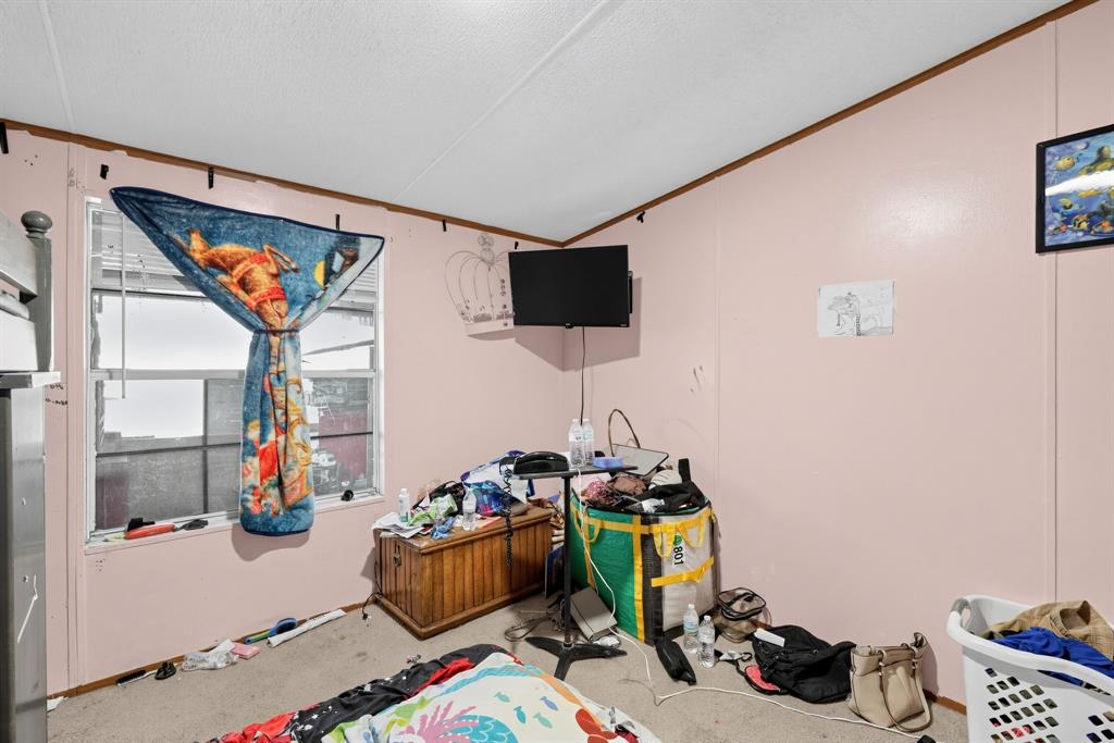 23912 San Miguel Avenue Property Photo 6