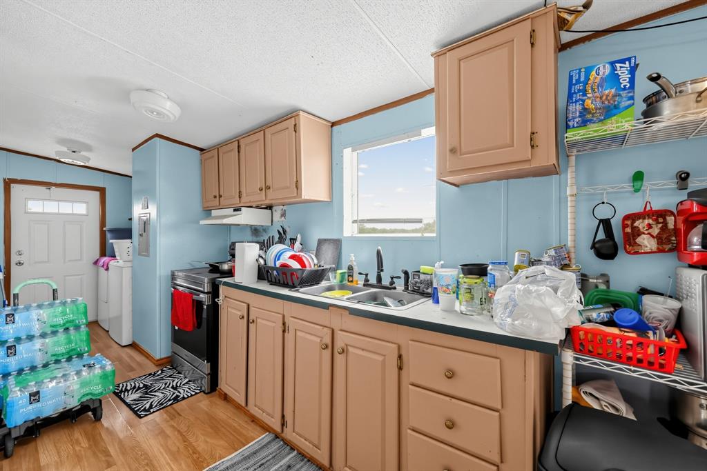 23912 San Miguel Avenue Property Photo 16
