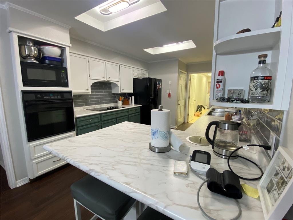 501 Mesquite Street Property Photo 8