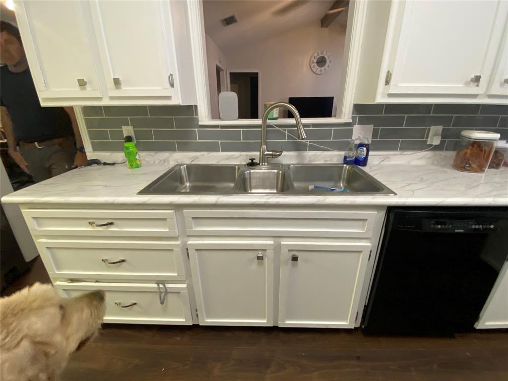 501 Mesquite Street Property Photo 9