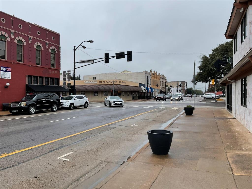 110 N Caddo Street Property Photo 4