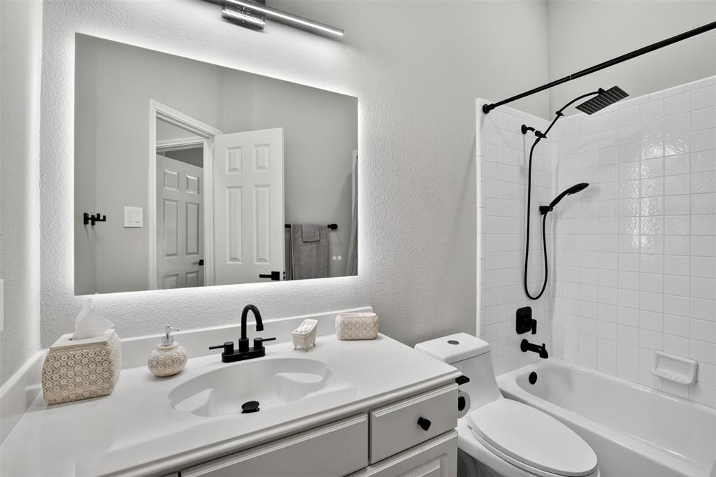 10908 Shadow Brook Lane Property Photo 12