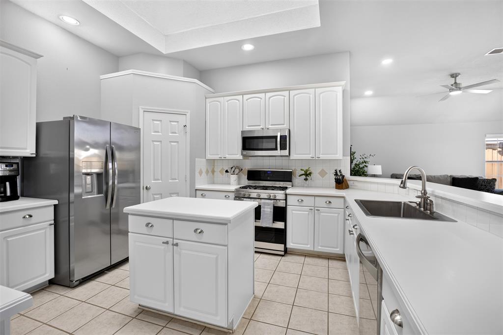 10908 Shadow Brook Lane Property Photo 16