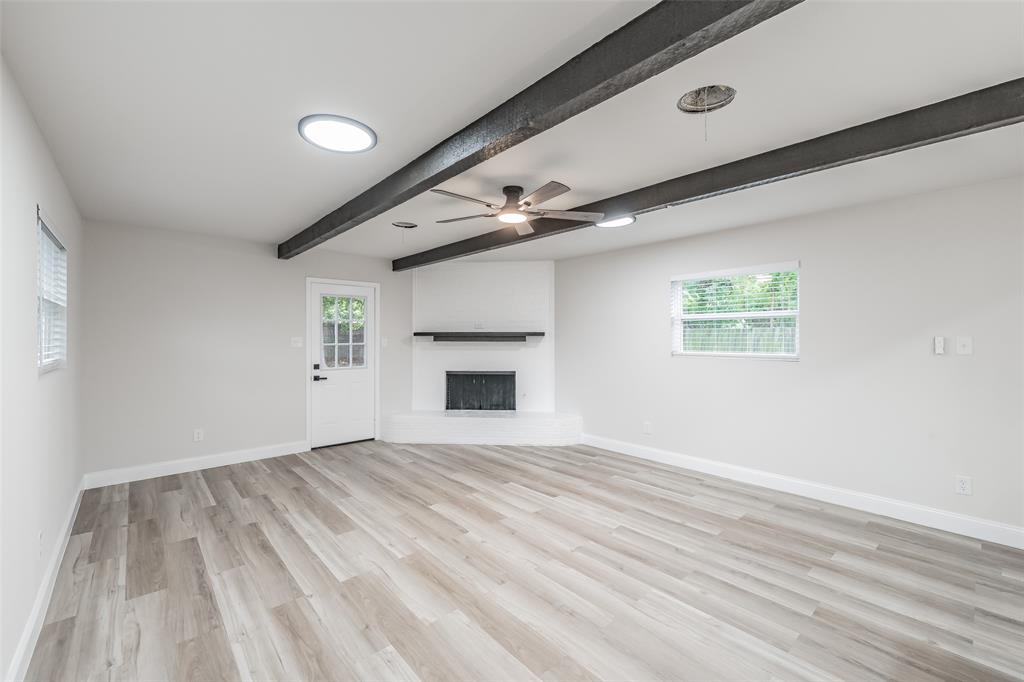 404 Simmons Drive Property Photo 34