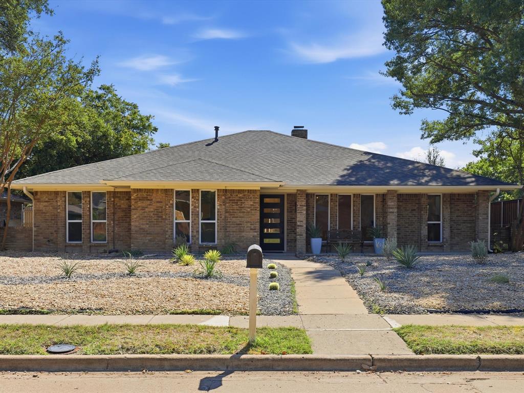 2500 Teakwood Lane Property Photo 1