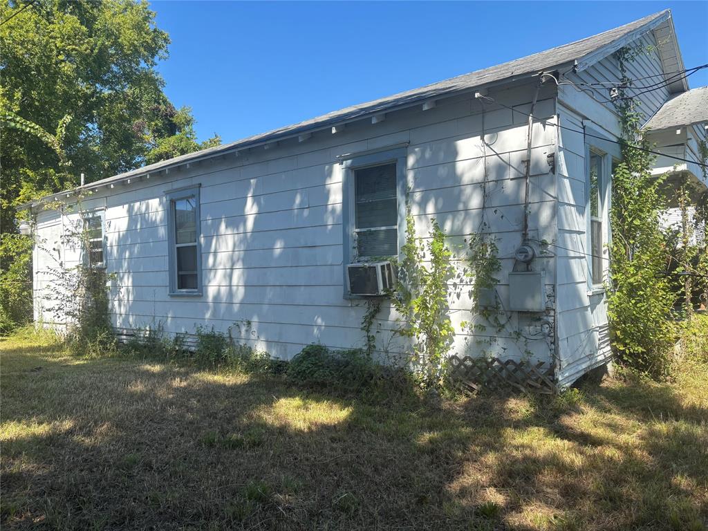 1707 Solo Street Property Photo 3