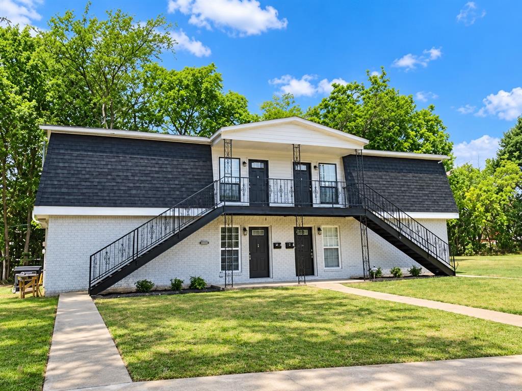 4114 Cherokee Street Property Photo 1