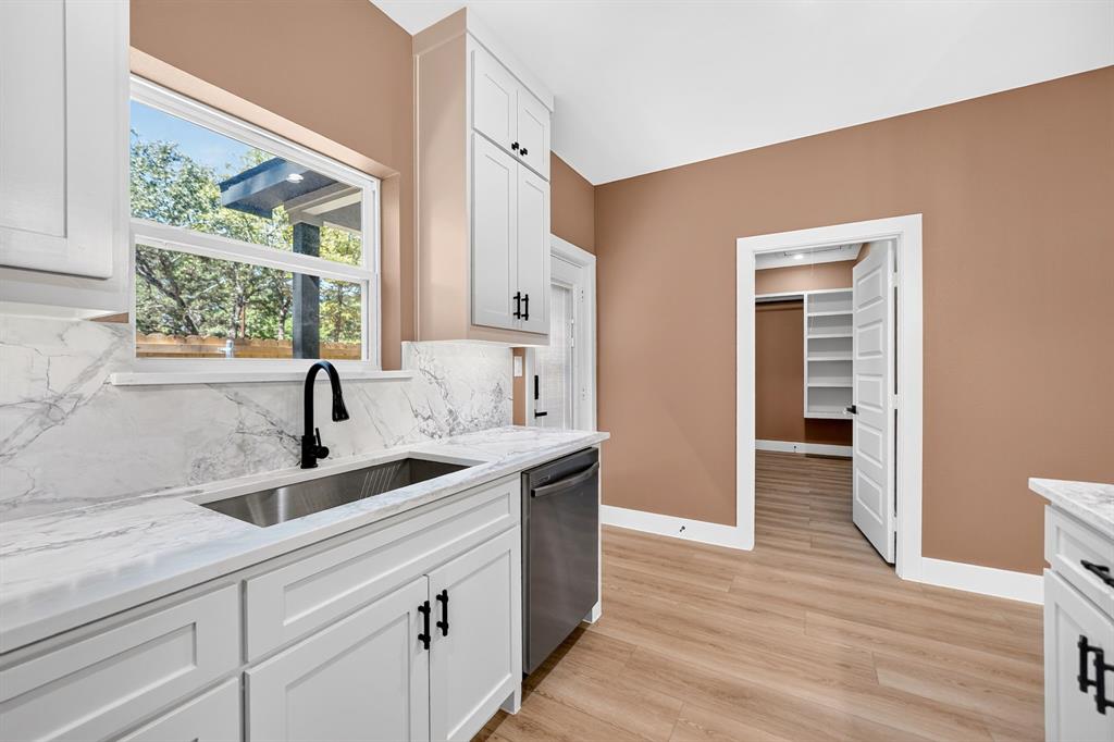 203 Seagrove Lane Property Photo 19