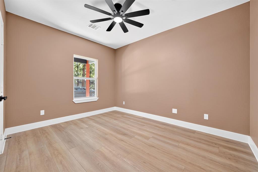 203 Seagrove Lane Property Photo 30