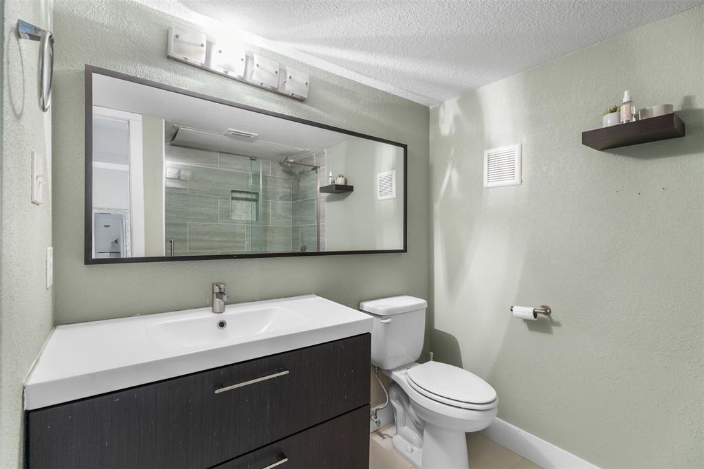 4777 Cedar Springs Road 2j Property Photo 22