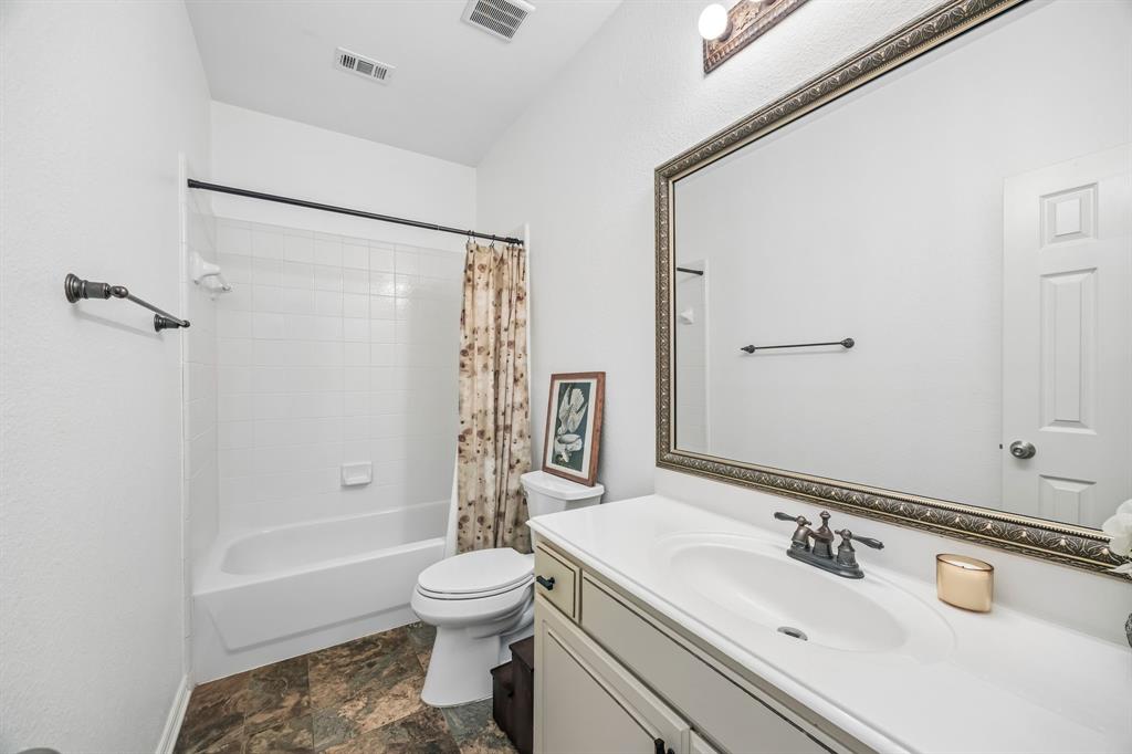 7462 Chinaberry Lane Property Photo 15