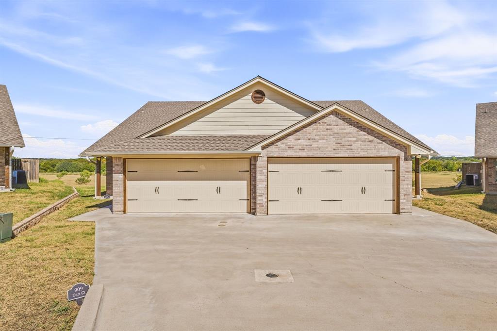908 Dart Court Property Photo 1