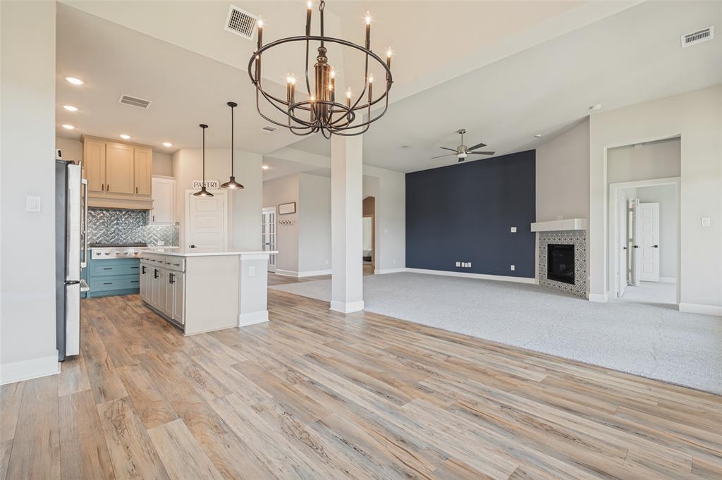 1304 Brandenburg Street Property Photo 8