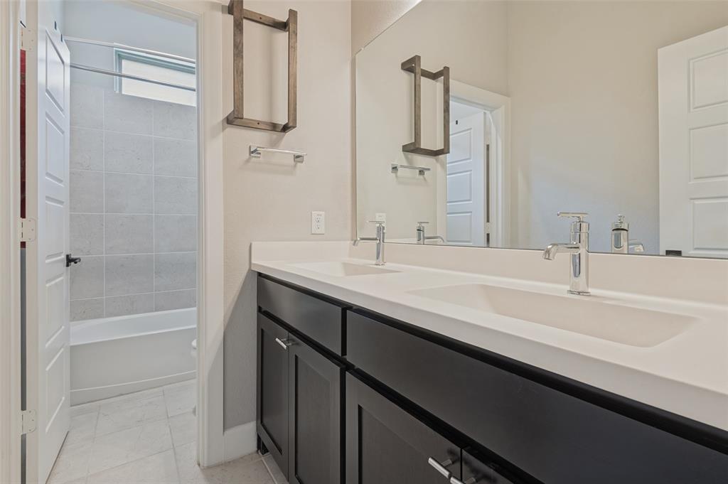 1304 Brandenburg Street Property Photo 26