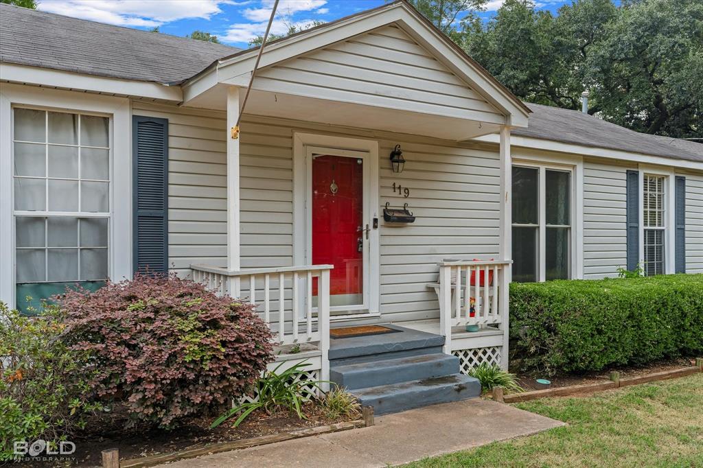 119 Albert Avenue Property Photo 8