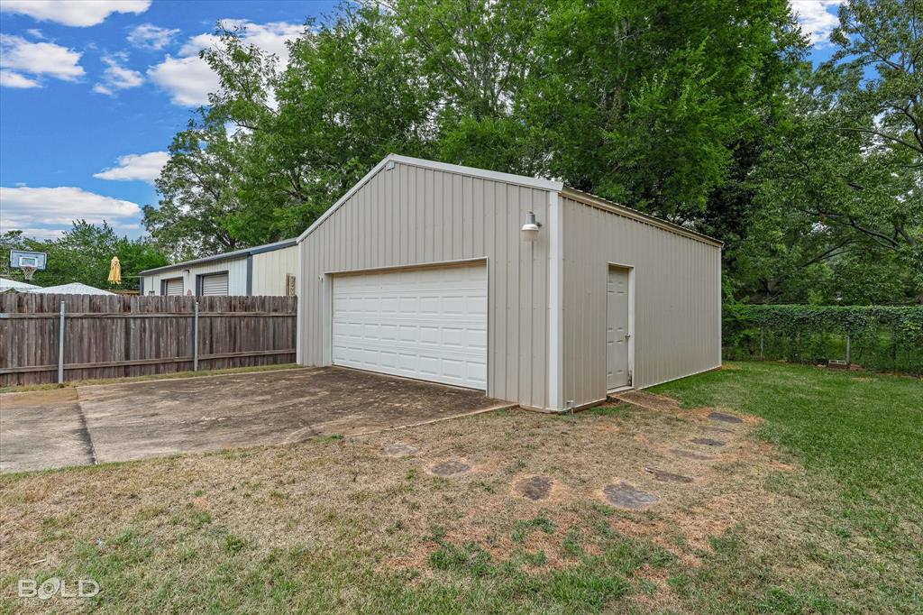 119 Albert Avenue Property Photo 31