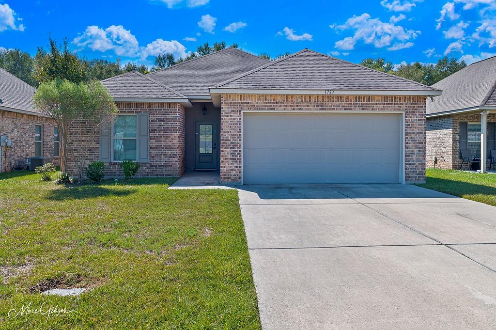 1733 S Reunion Drive Property Photo 1