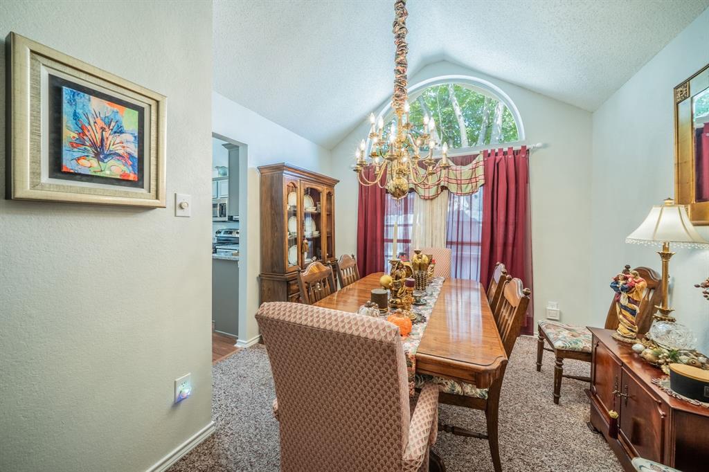 127 Woodcreek Drive Property Photo 21