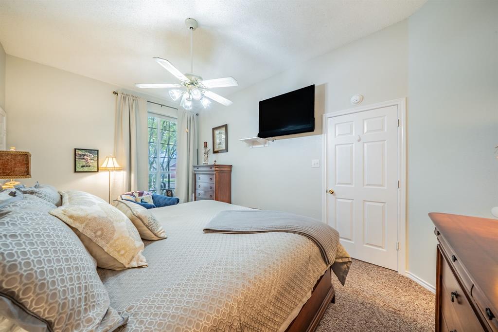 127 Woodcreek Drive Property Photo 23