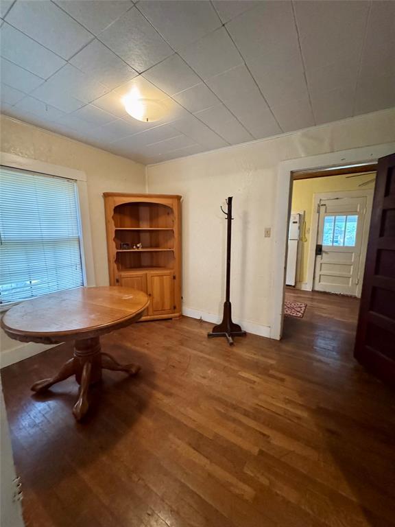 103 S Center Street Property Photo 15