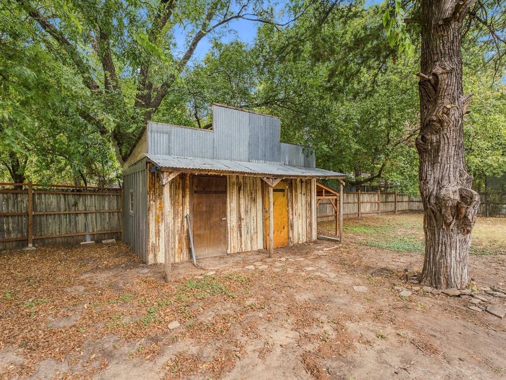 207 N Oneil Street Property Photo 2