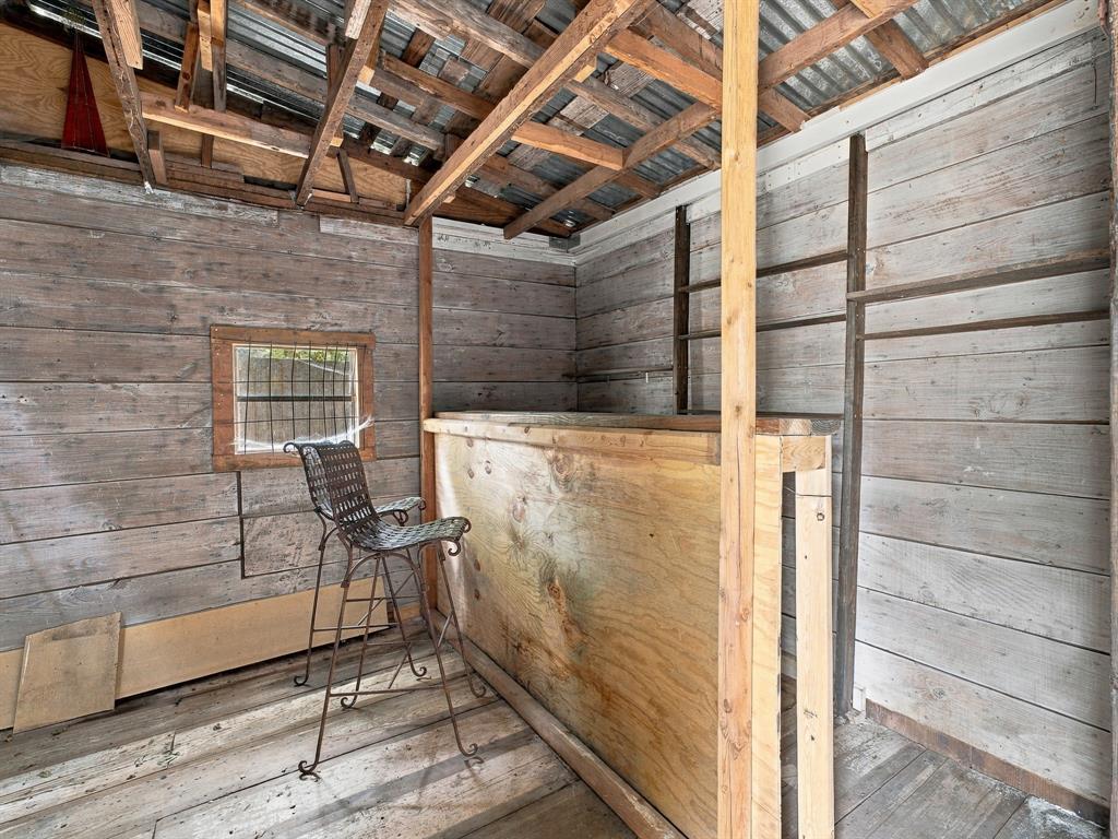 207 N Oneil Street Property Photo 4