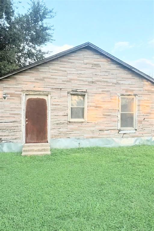 610 S Falls Street Property Photo 1