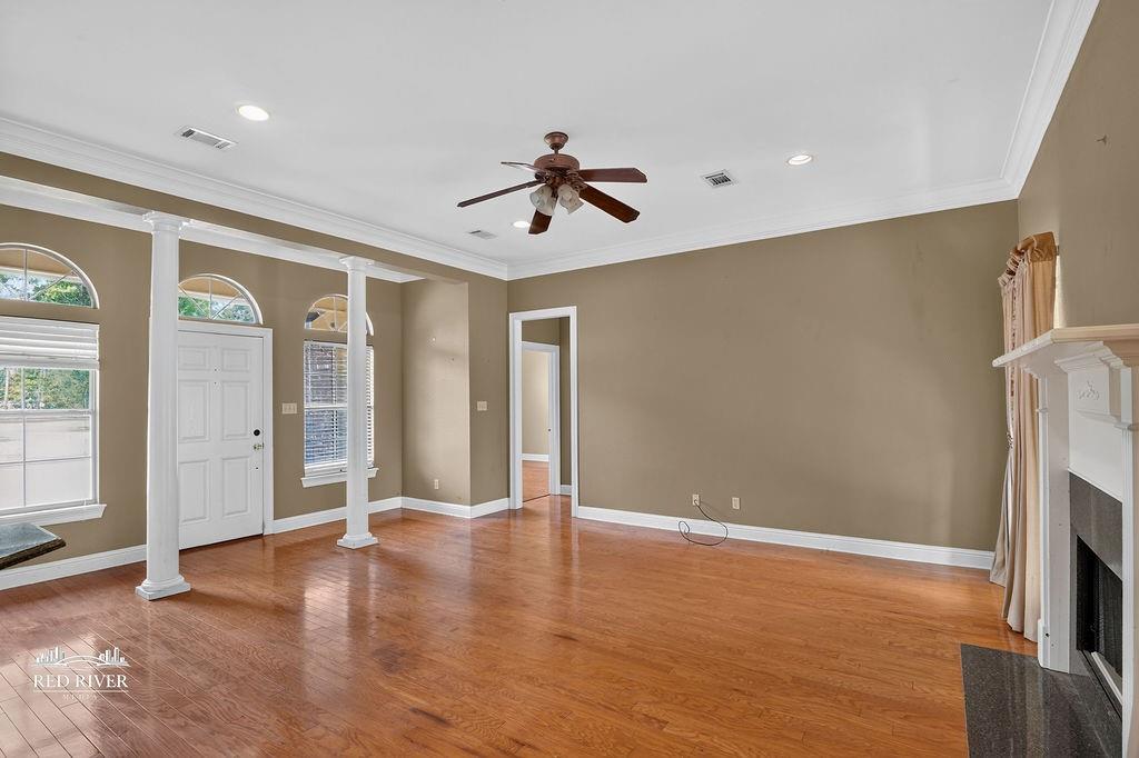 10571 Norris Ferry Road Property Photo 4