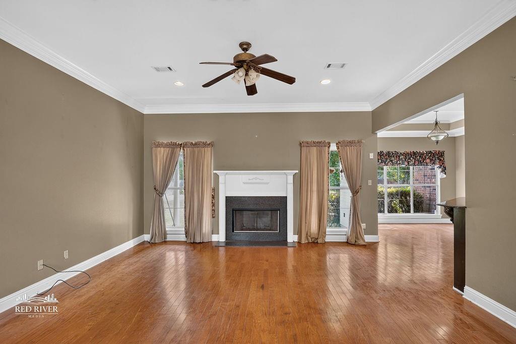 10571 Norris Ferry Road Property Photo 5
