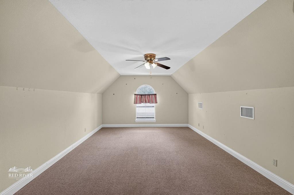 10571 Norris Ferry Road Property Photo 28