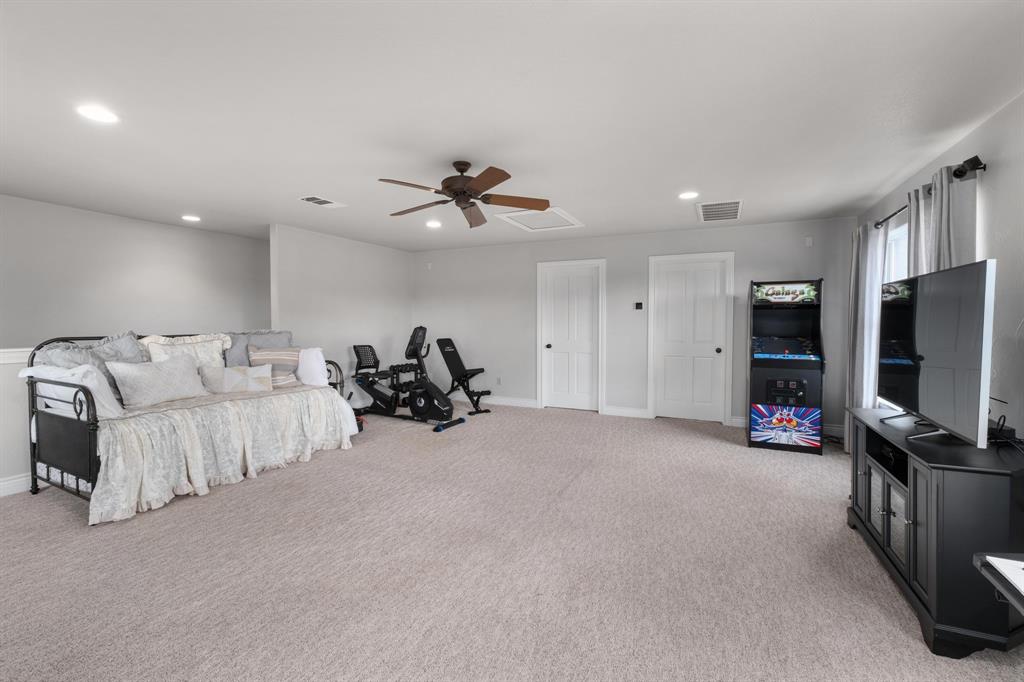 416 Shadywood Lane Property Photo 20