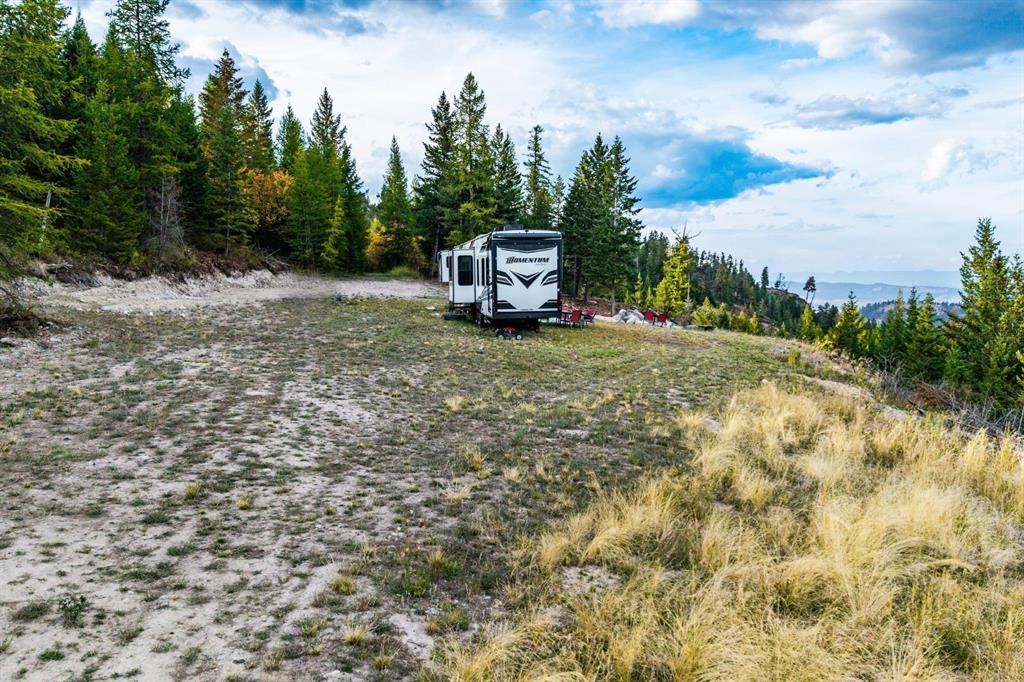 232 Wild Bill Trail Property Photo 32