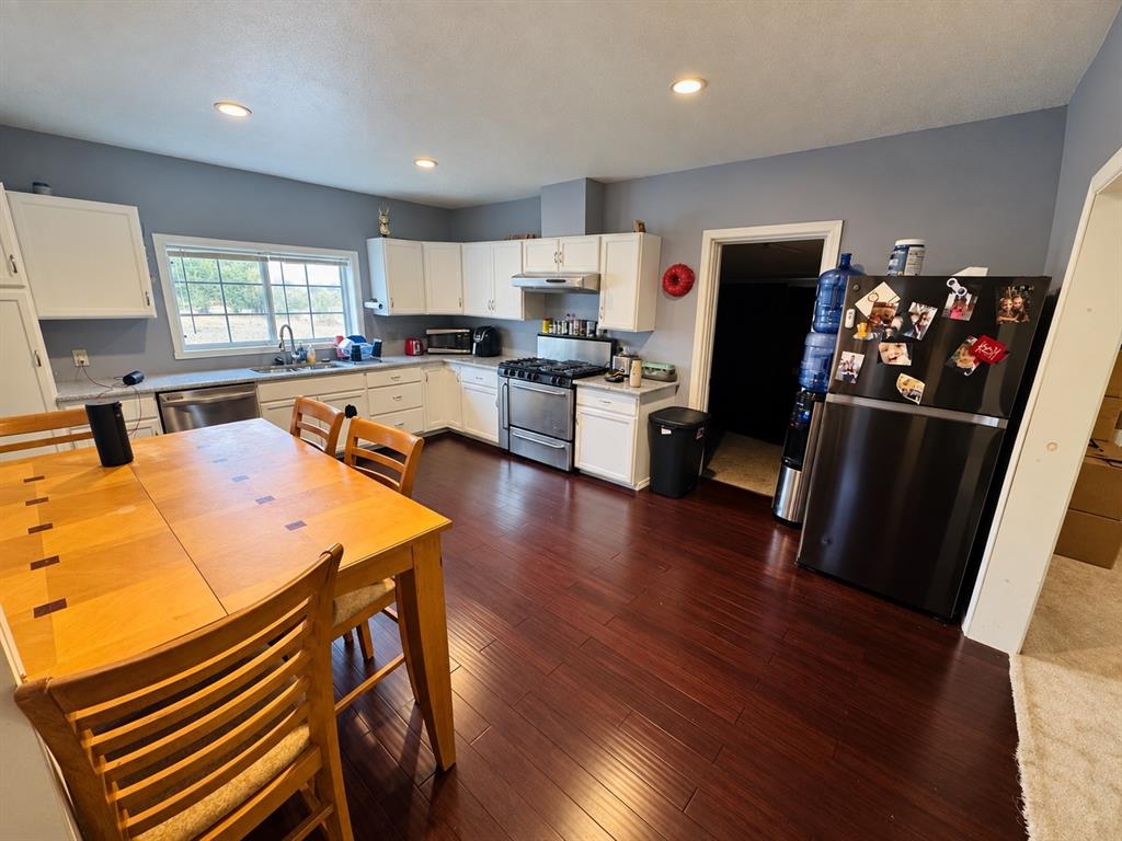 1215 Melwood Avenue Property Photo 4