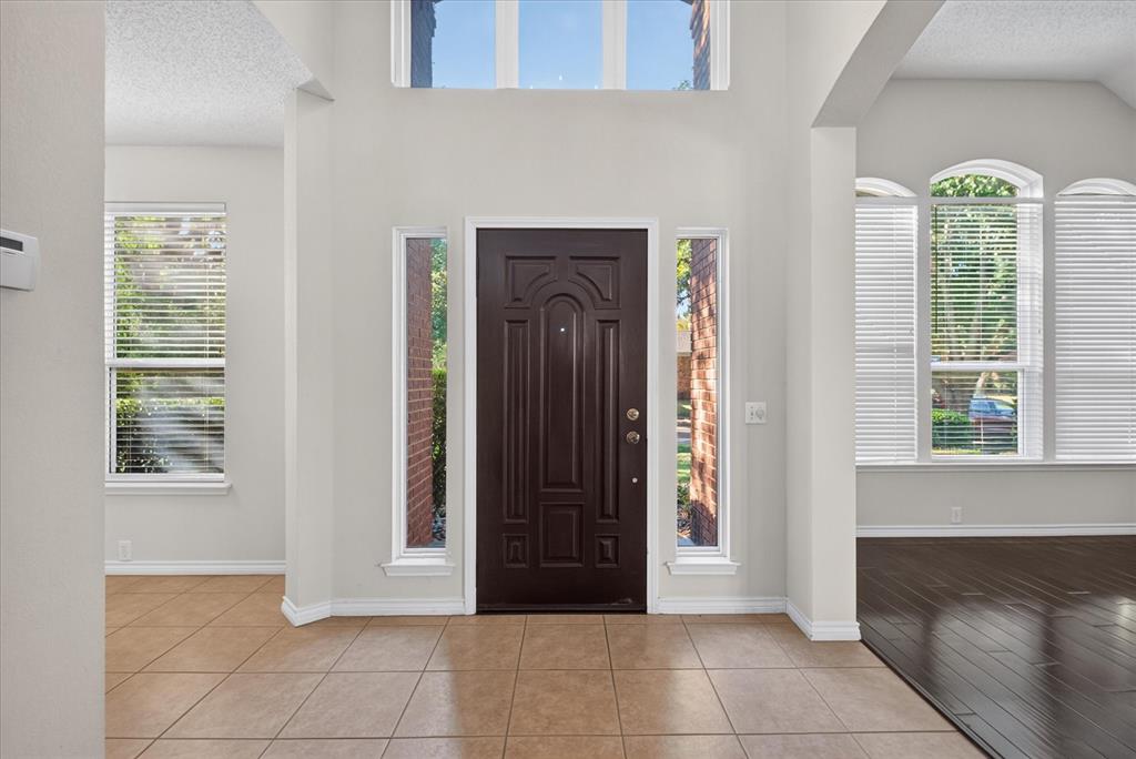 448 Halifax Drive Property Photo 3