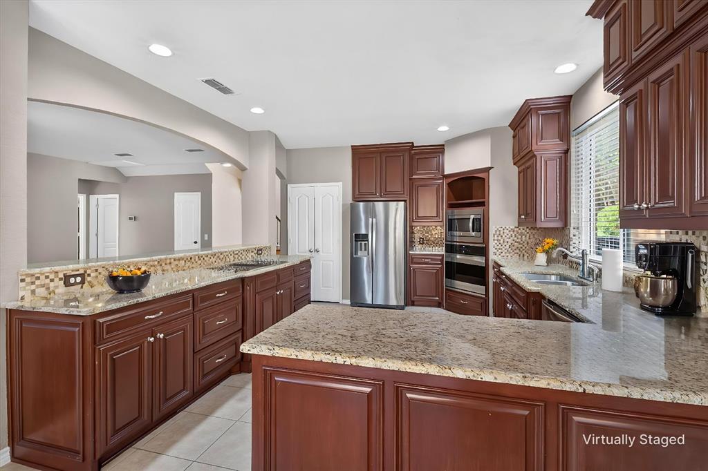 448 Halifax Drive Property Photo 12