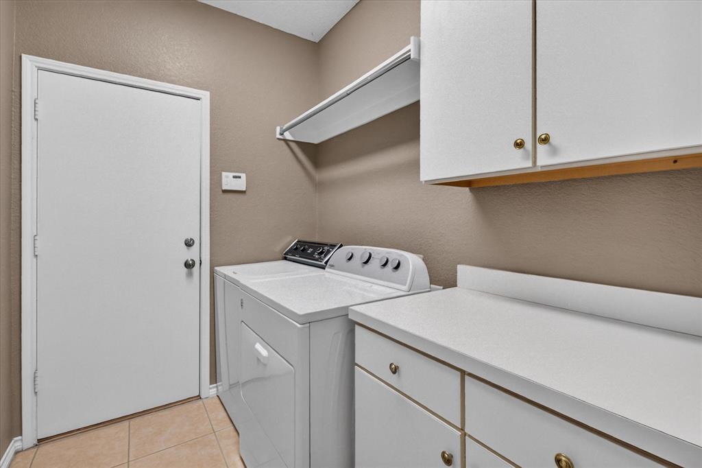 448 Halifax Drive Property Photo 17