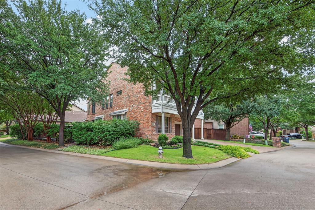 6820 River Park Circle Property Photo 4