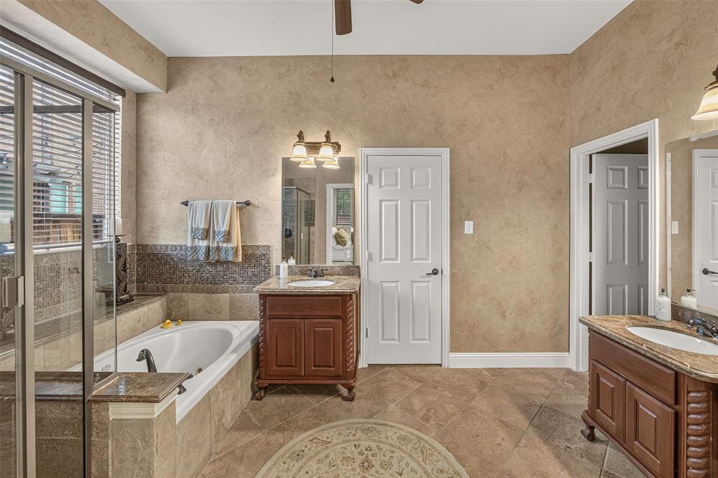 6820 River Park Circle Property Photo 21