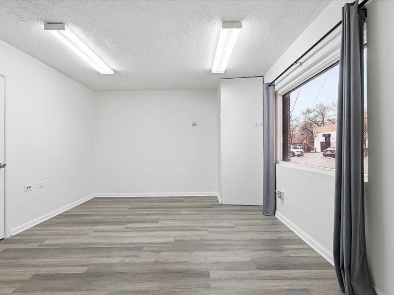 914 W Commerce Street Property Photo 12